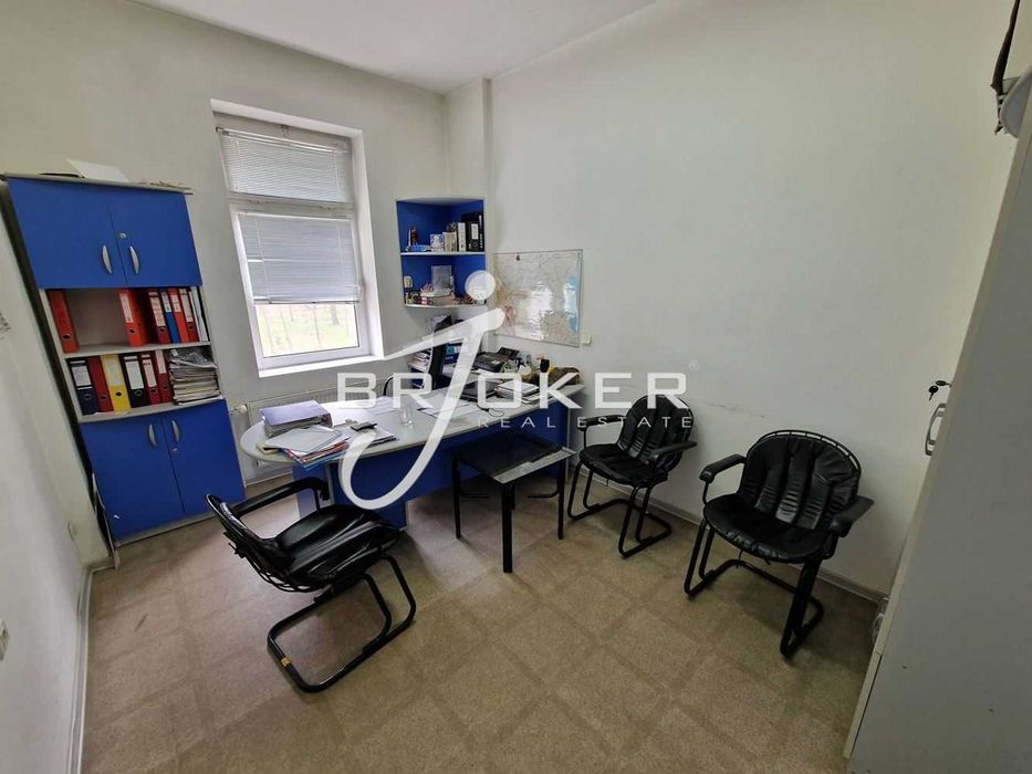 Продава се Промишлена сграда в Кърджали, Център - 1092 кв.м за 1000 €/кв.м - Снимка #13