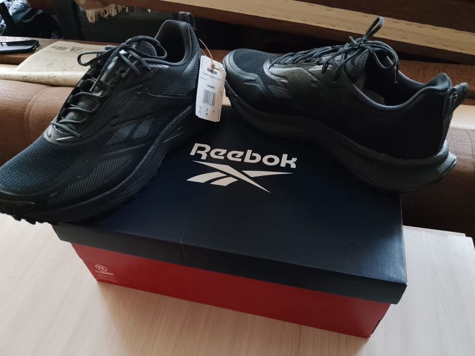 Кросовки черные Reebok