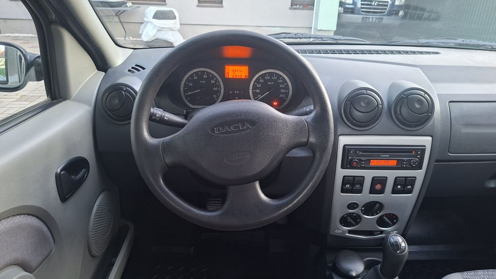 Logan 1.6 8V impecabil