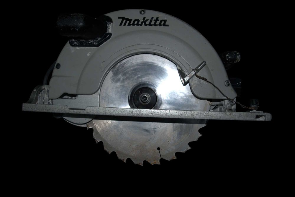 Ferăstrău circular electric Makita 5903R