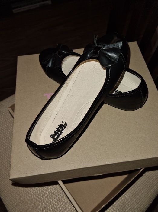 Лот маркови обувки за танци до 35 номер