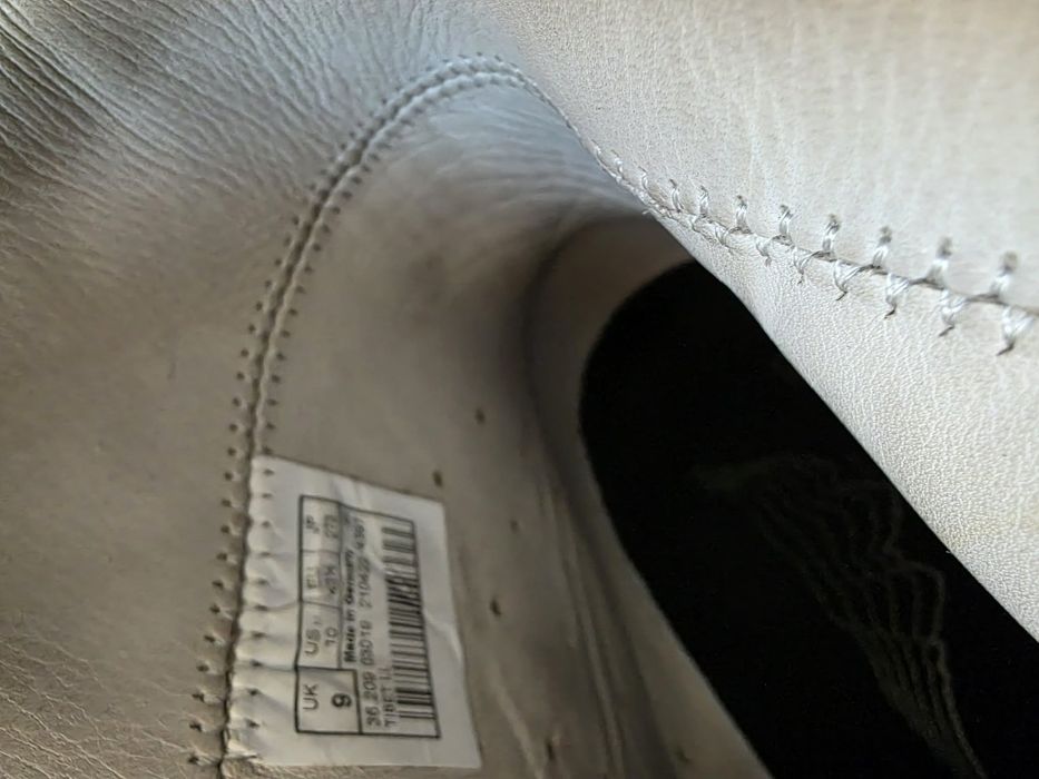 Туристически обувки Lova  Tibet LL
ف UPC