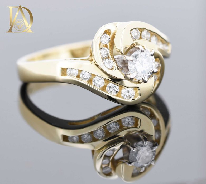 Нов Златен Пръстен с 0.50кт Естествени Брилянти