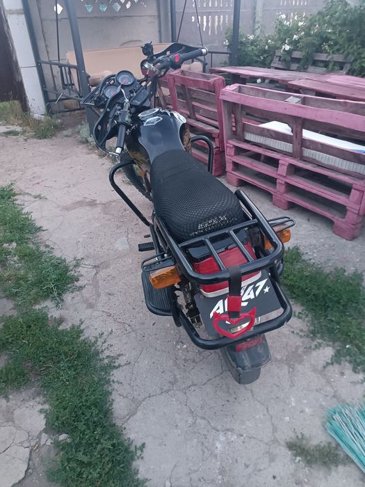 Продам мотоцикл гсх 200
