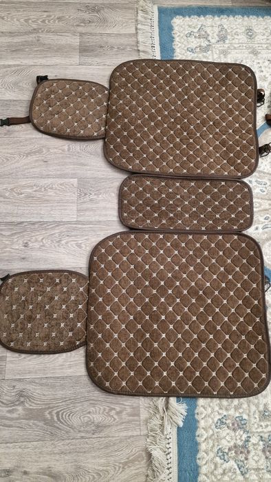 Продам чехол на авто