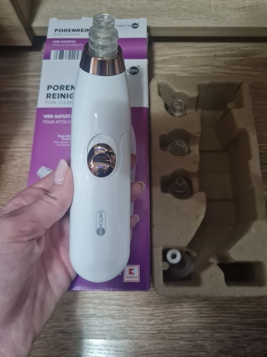 Уред за почистване на лице