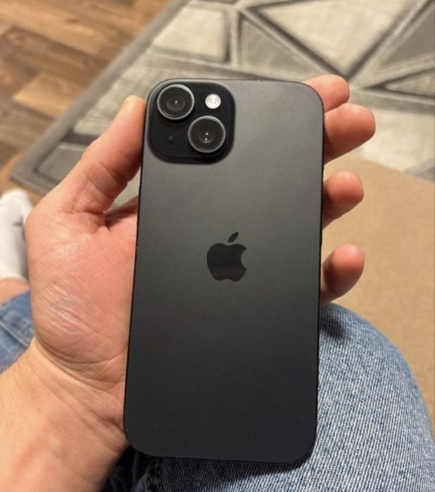 Айфон 15 на 128гб