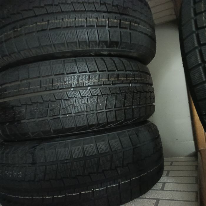 Продам шины автомобильные