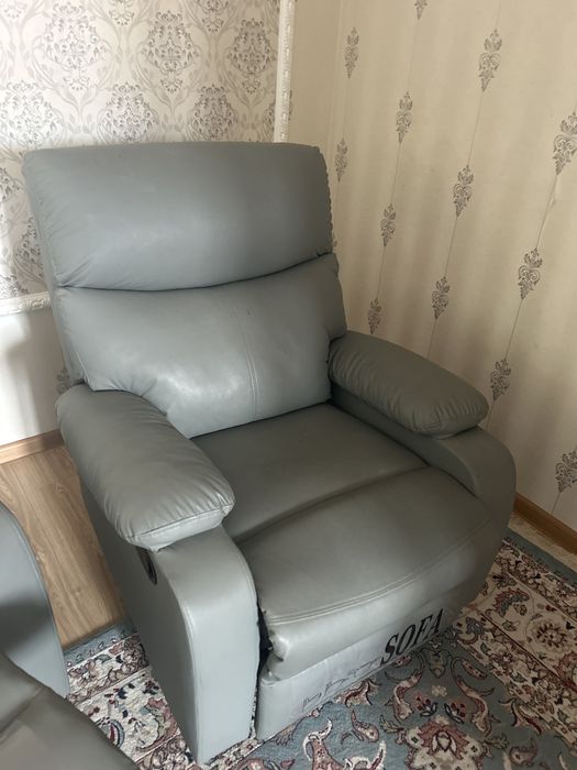 механический реклейнер кресло