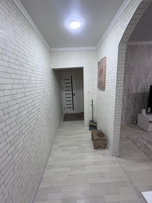 Прдам 2 комнатую  квартиру