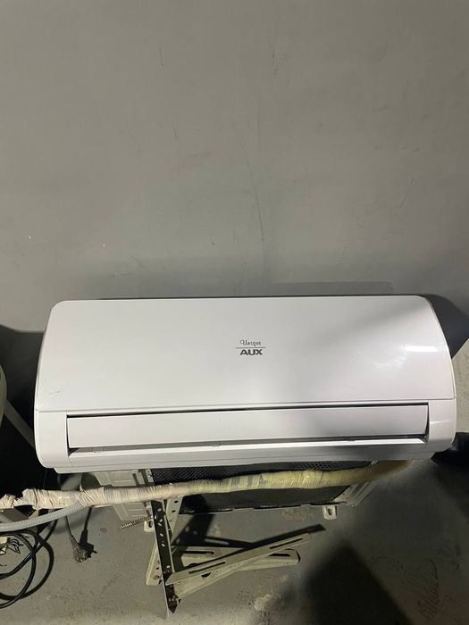 Konditsioner Aux 12. Kompyuter igravoy komplekt. Haladilnik stoyka