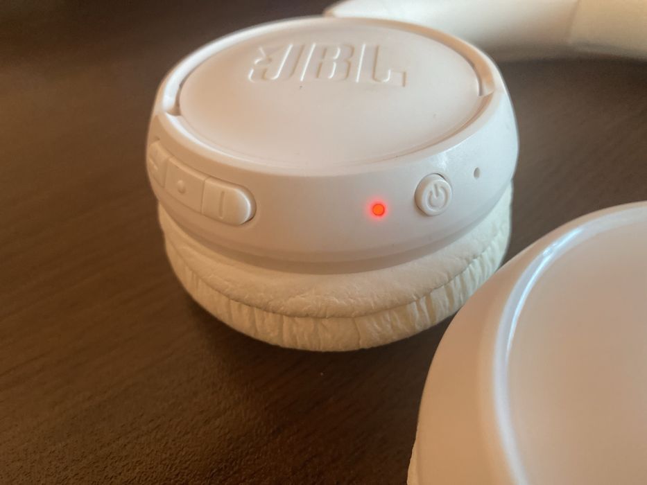 слушалки JBL Tune 750BTNC и JBL Tune 500BT