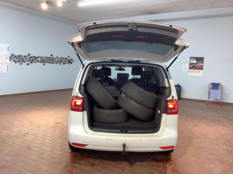 Volkswagen Touran 1.6 TDI Comfortline BlueMotion Tech 2014