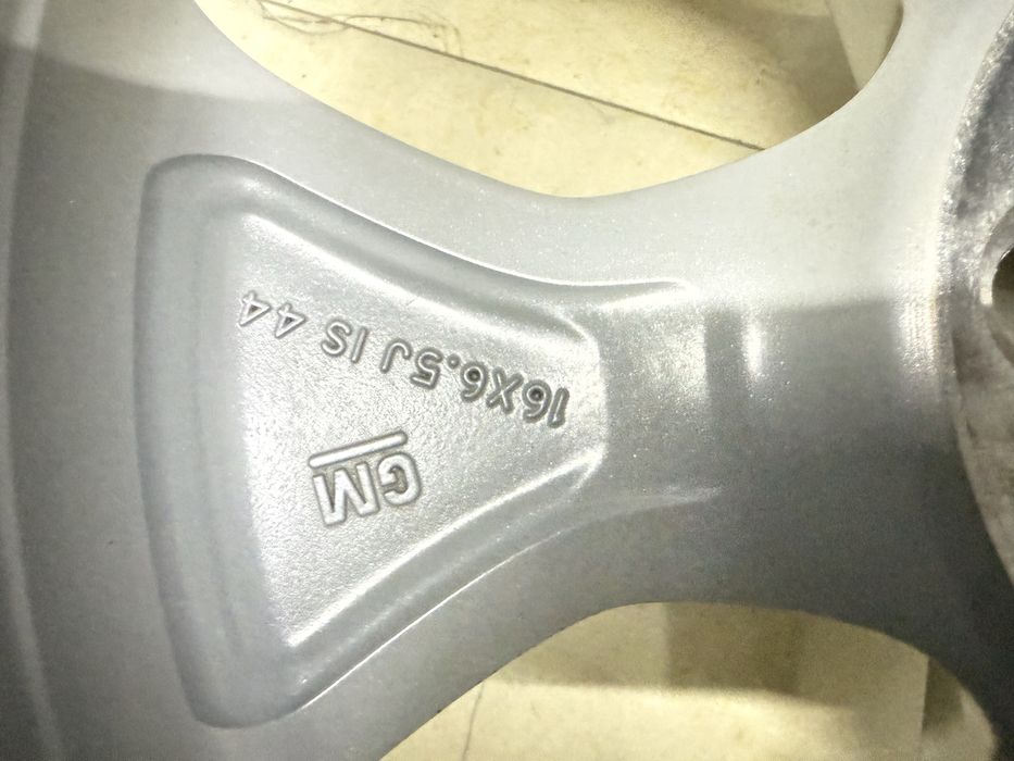 Onix диски original GM новый