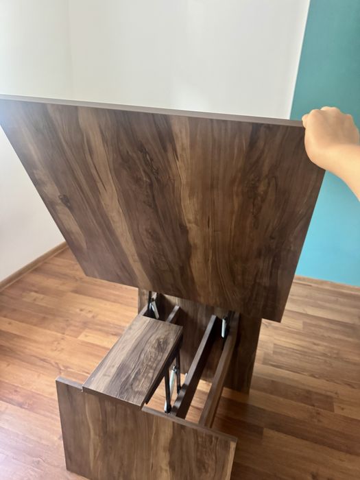 Masă de cafea extensibilă / transformabilă – ideală pentru spații mici
