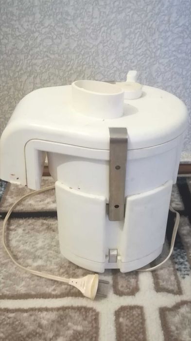 Соковыжималка  СВСП-301