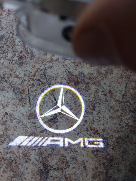 Подсветка двери  с логотипом амг и брабус на W463 Mercedes, G63amg
