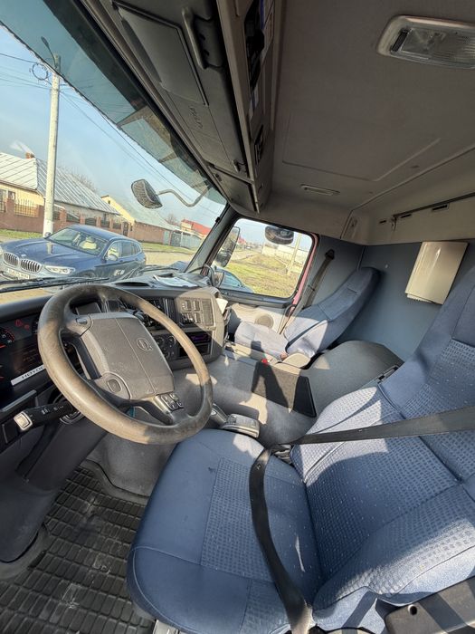 Vidanja auto Volvo FM330