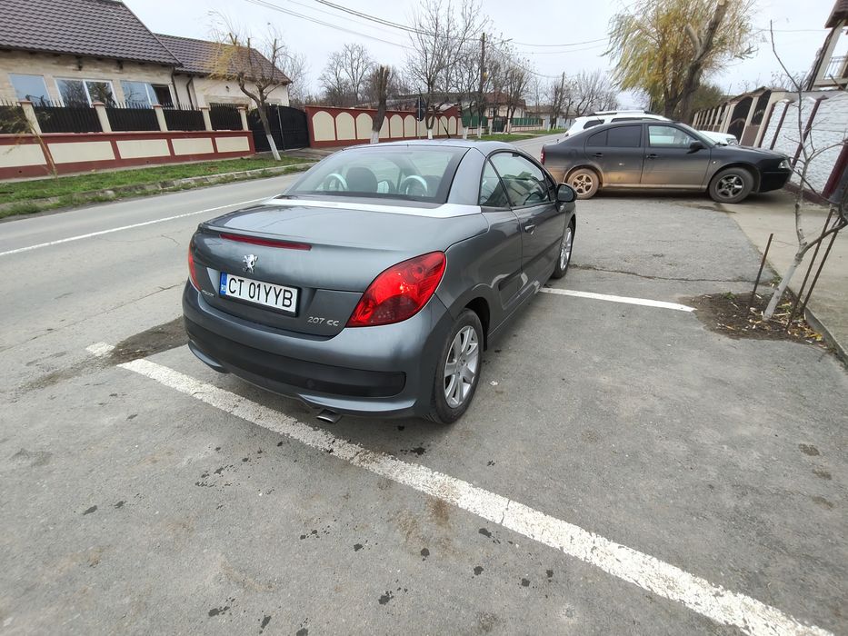 De vânzare!Peugeot 207cc