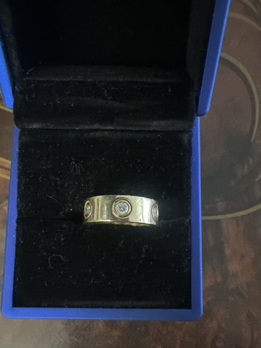 Продам золотое кольцо