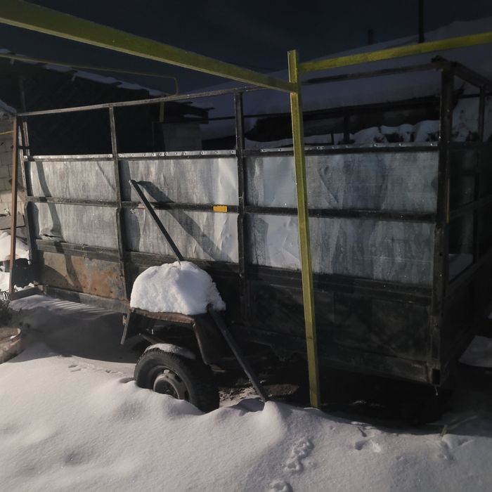 Прода  прицеп коневоска