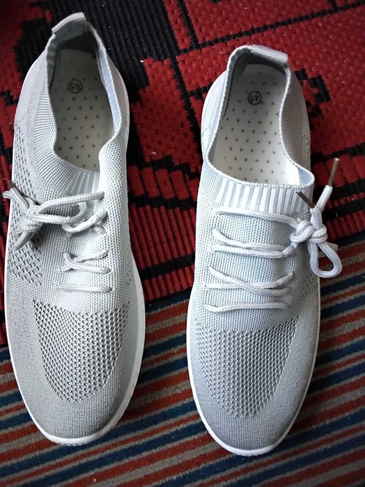 Pantofi sport barbati Watford,noi,mărimea 45, gri.