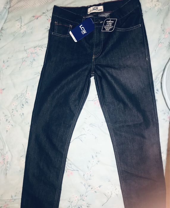 Тийнеджърски дънки