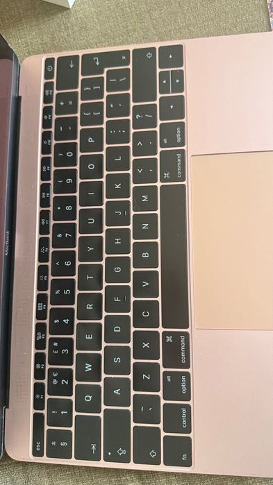 MacBook retina a1534 rose за части