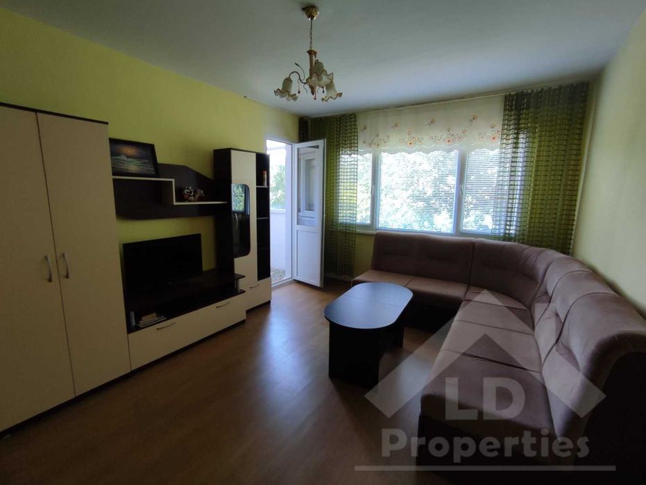 Продава се Тристаен апартамент в с. Крушари, Област Добрич - 59 кв.м за 286 €/кв.м - Снимка #2