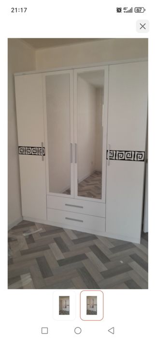 Продам Распашной шкаф с зеркалом