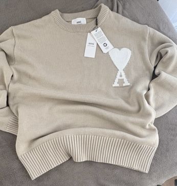 Ami Paris Pulovere