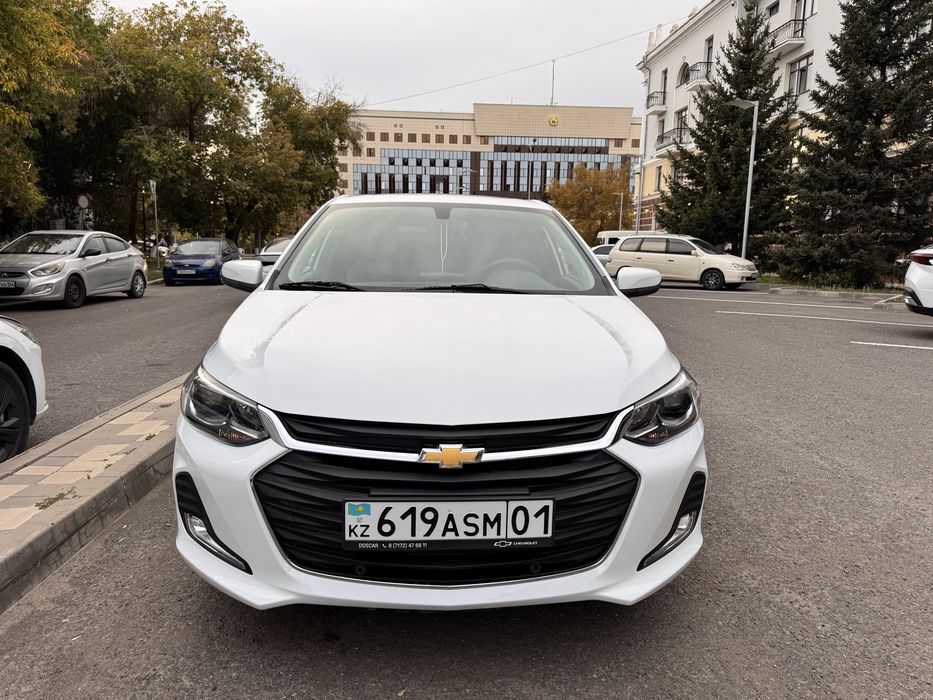 Продам Шевроле Оникс премьер