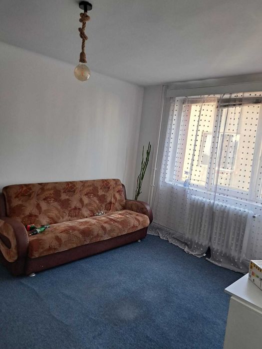 Inchiriere apartament 2 camere semidecomandate