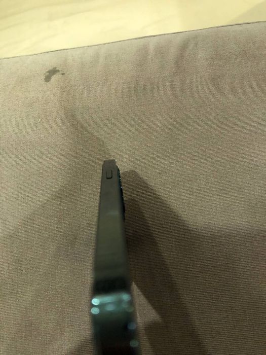 I phone 12 pro telefoni