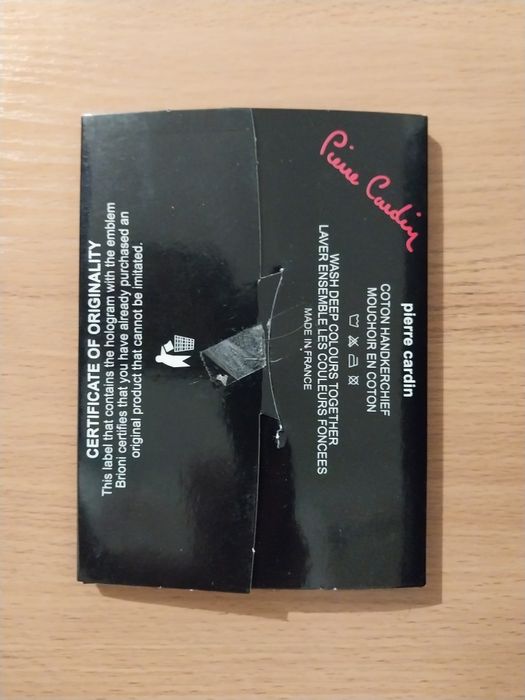 Продается платок pierre cardin