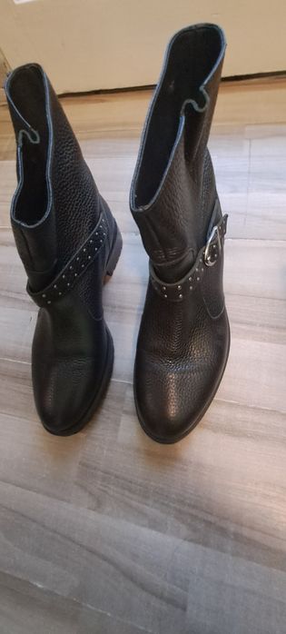 Дамски къси боти