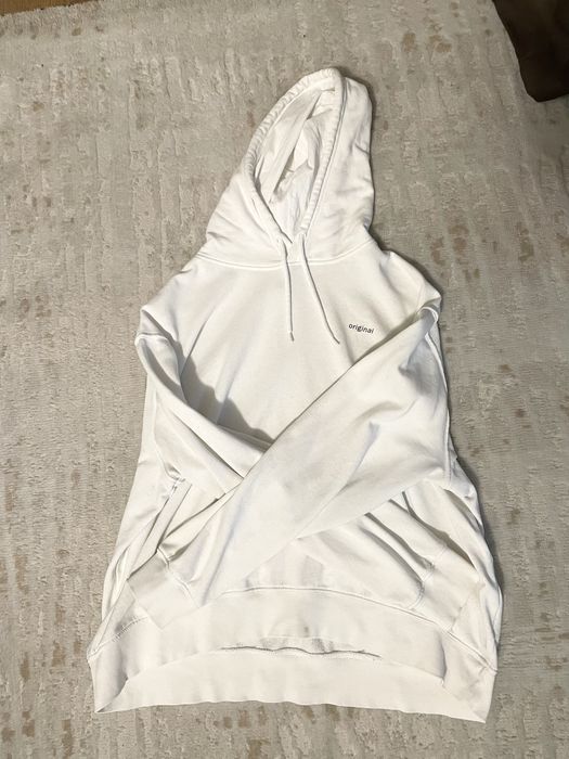 худи белое H&M.