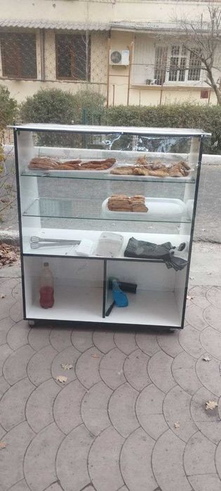 Срочно продаётся витрина / Vitrina sotiladi