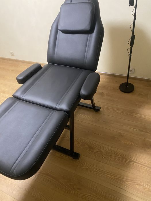 Кошетка за татуси или козметика