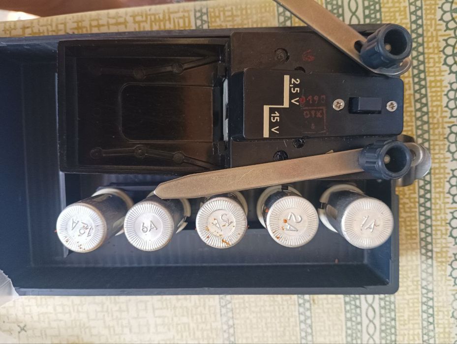 Вольтметр аккумуляторный (нагрузочная вилка). Производство СССР.