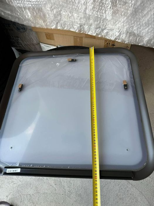 Прозорец за баня POLYPLASTIC HOLLAND Knaus&Tabbert