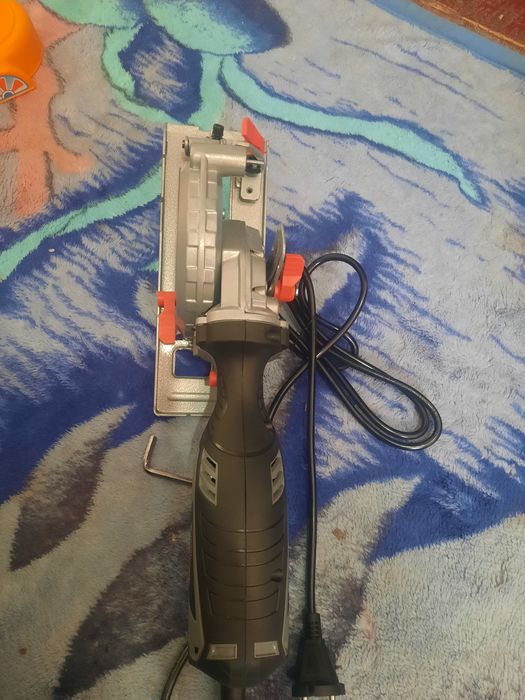 Продам болгарку. 15°. 30°. 45°.