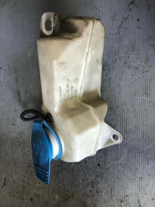 vas lichid parbriz 3.0 tdi audi a4 b7