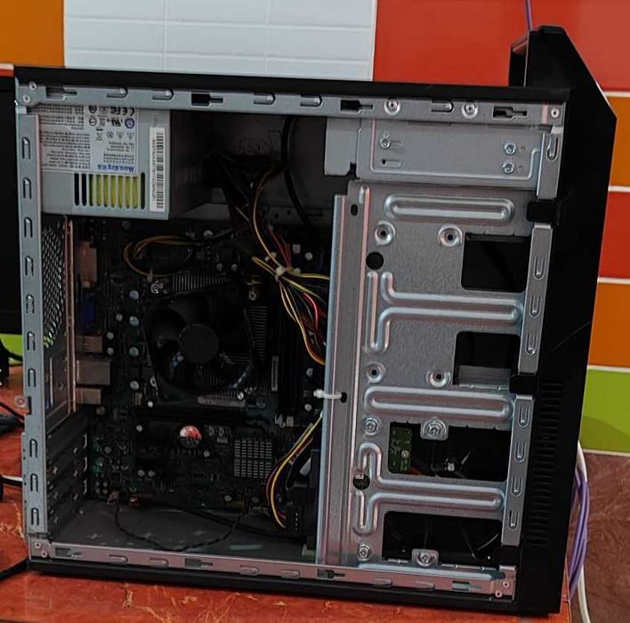 Lenovo Edge72 Intel G2030 4Gb RAM 500 Gb HDD