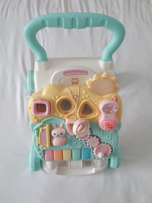 Premergator multifunctional cu centru de activitati