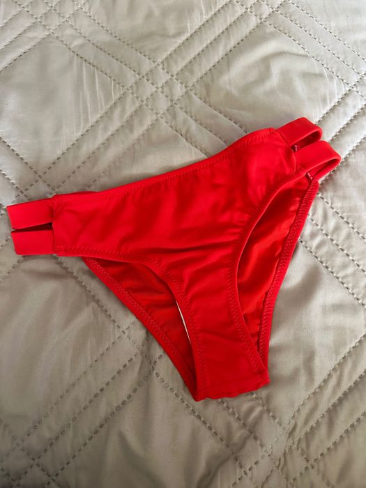 Бански - червено долнище