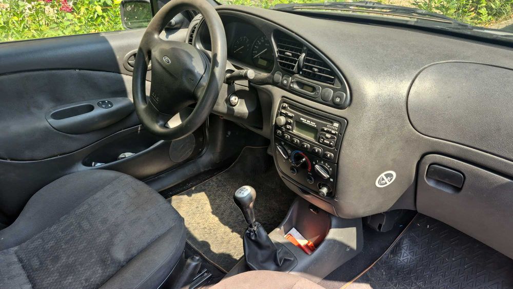 FORD Fiesta 2001 — imagine 4