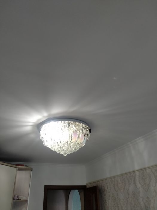 Люстра круглая потолочная