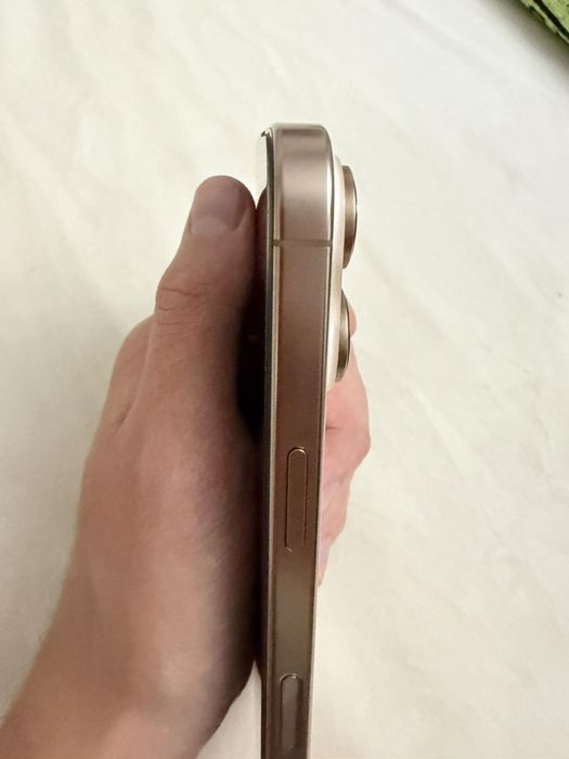 Iphone 16pro 128 gb Desert Titanium