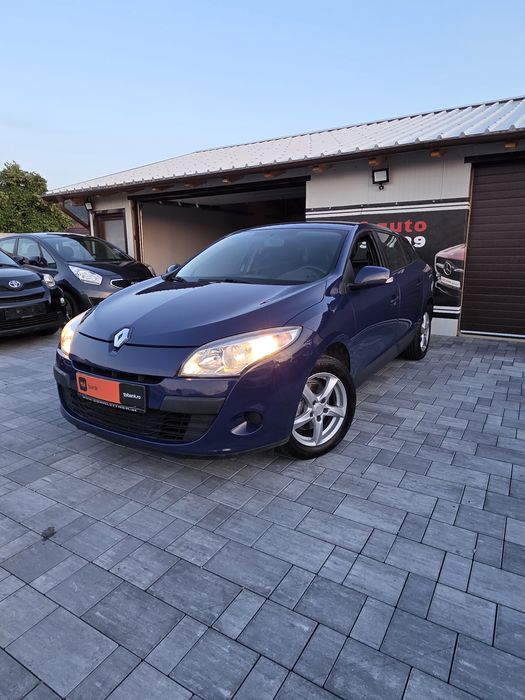RENAULT Megane 2011